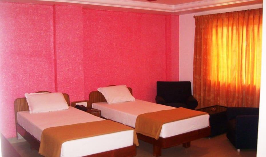 ホテルSri Srinivasa Residency Kadapa エクステリア 写真